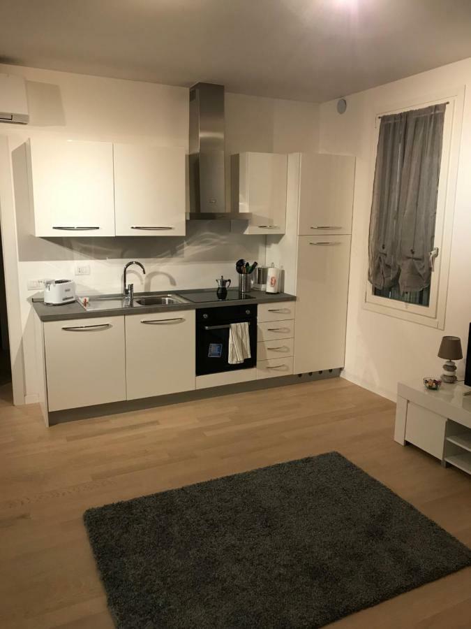 Laura'S Home - I Navigli Che Vorrei Milán Exteriér fotografie